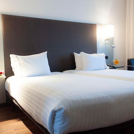 Exe Zizur Pamplona Hotel Zizur Mayor Bagian luar foto