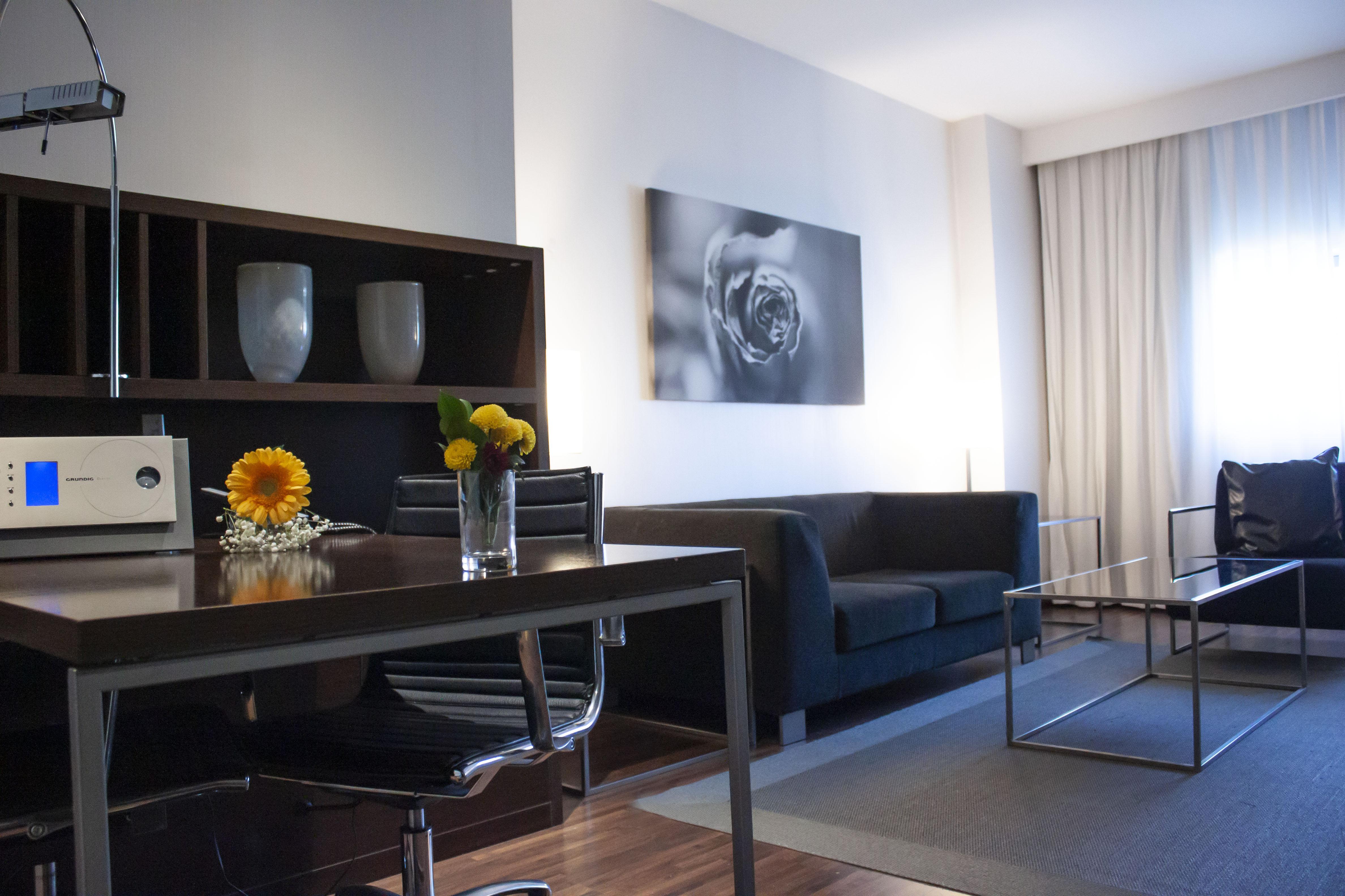 Exe Zizur Pamplona Hotel Zizur Mayor Bagian luar foto
