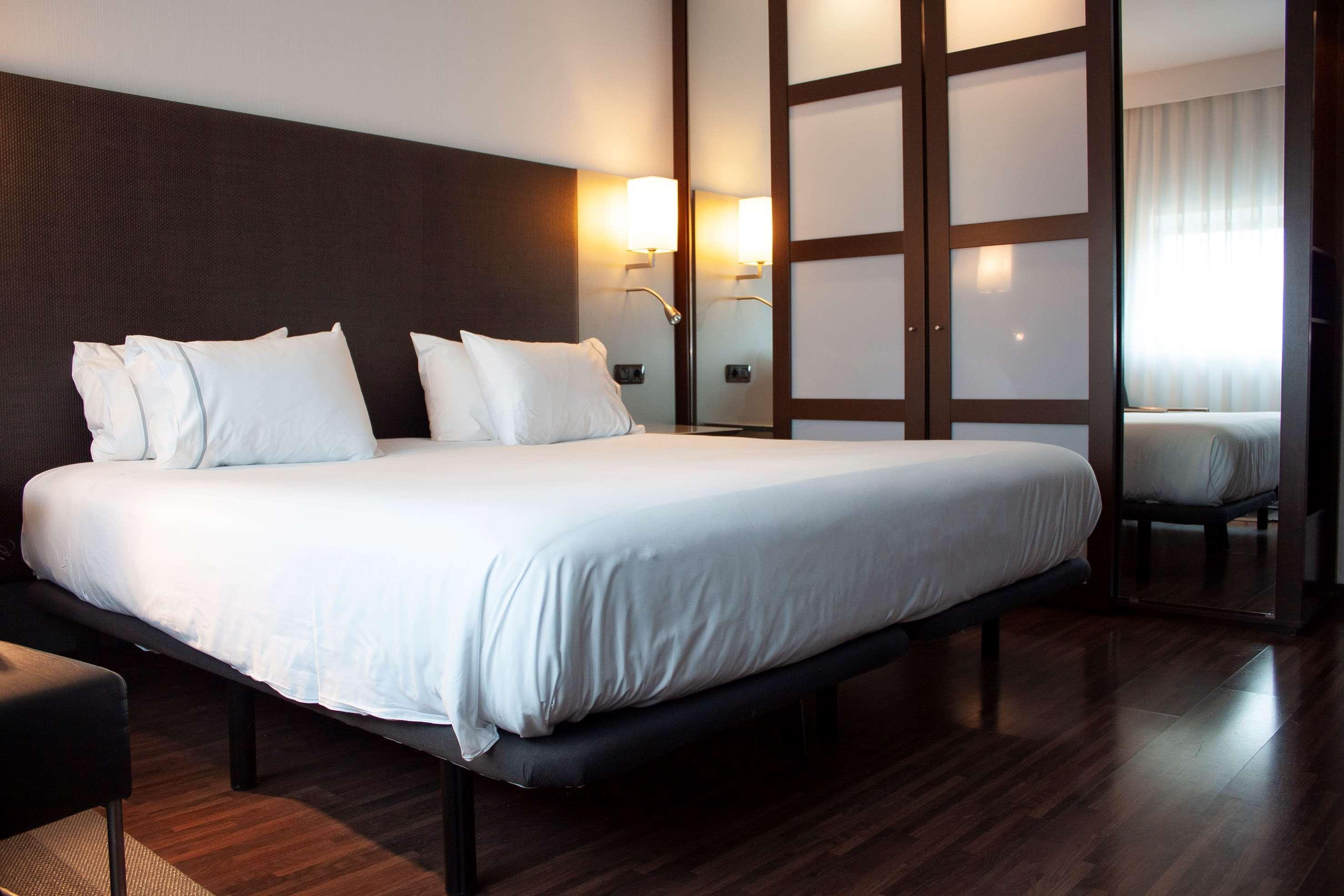 Exe Zizur Pamplona Hotel Zizur Mayor Bagian luar foto