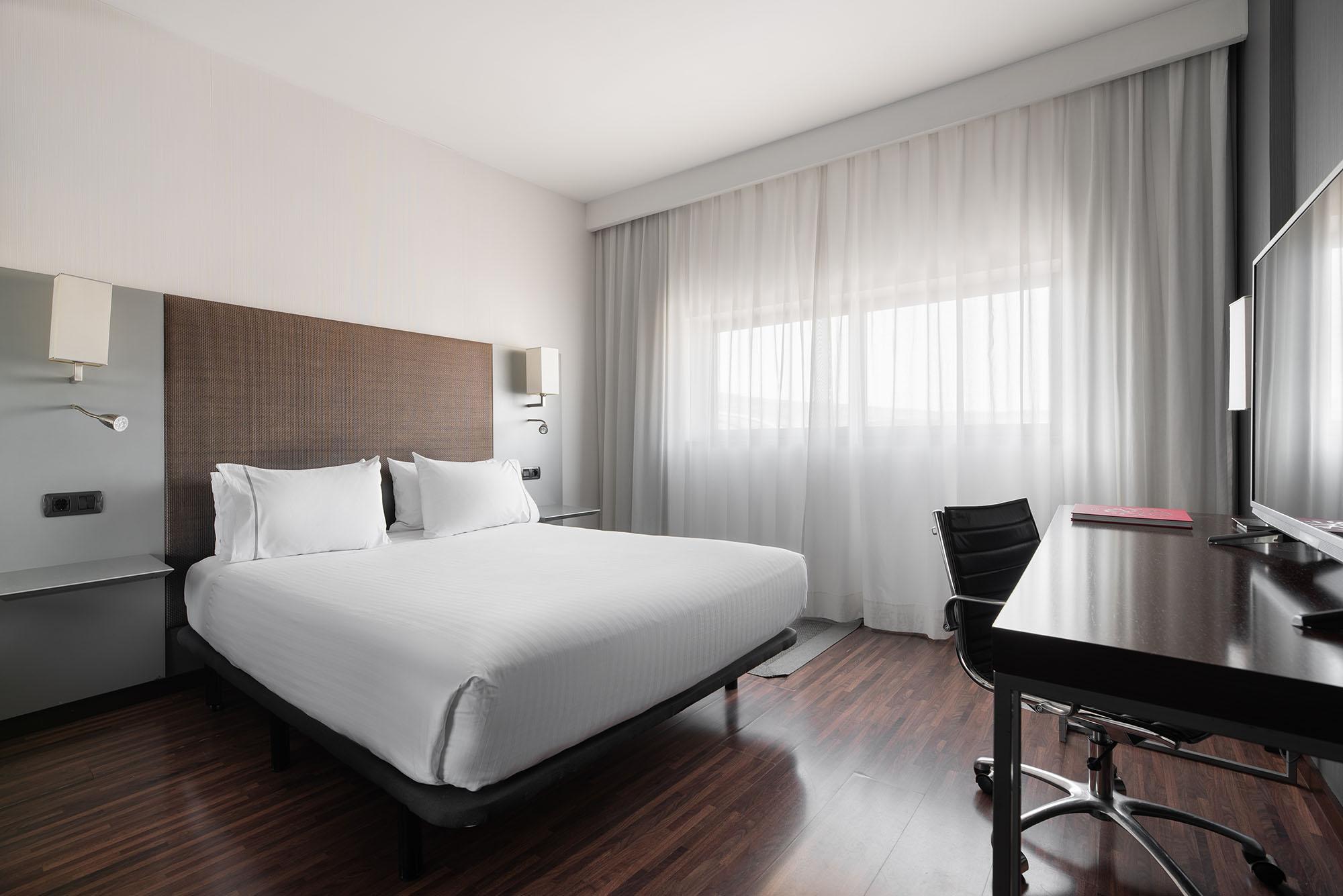 Exe Zizur Pamplona Hotel Zizur Mayor Bagian luar foto