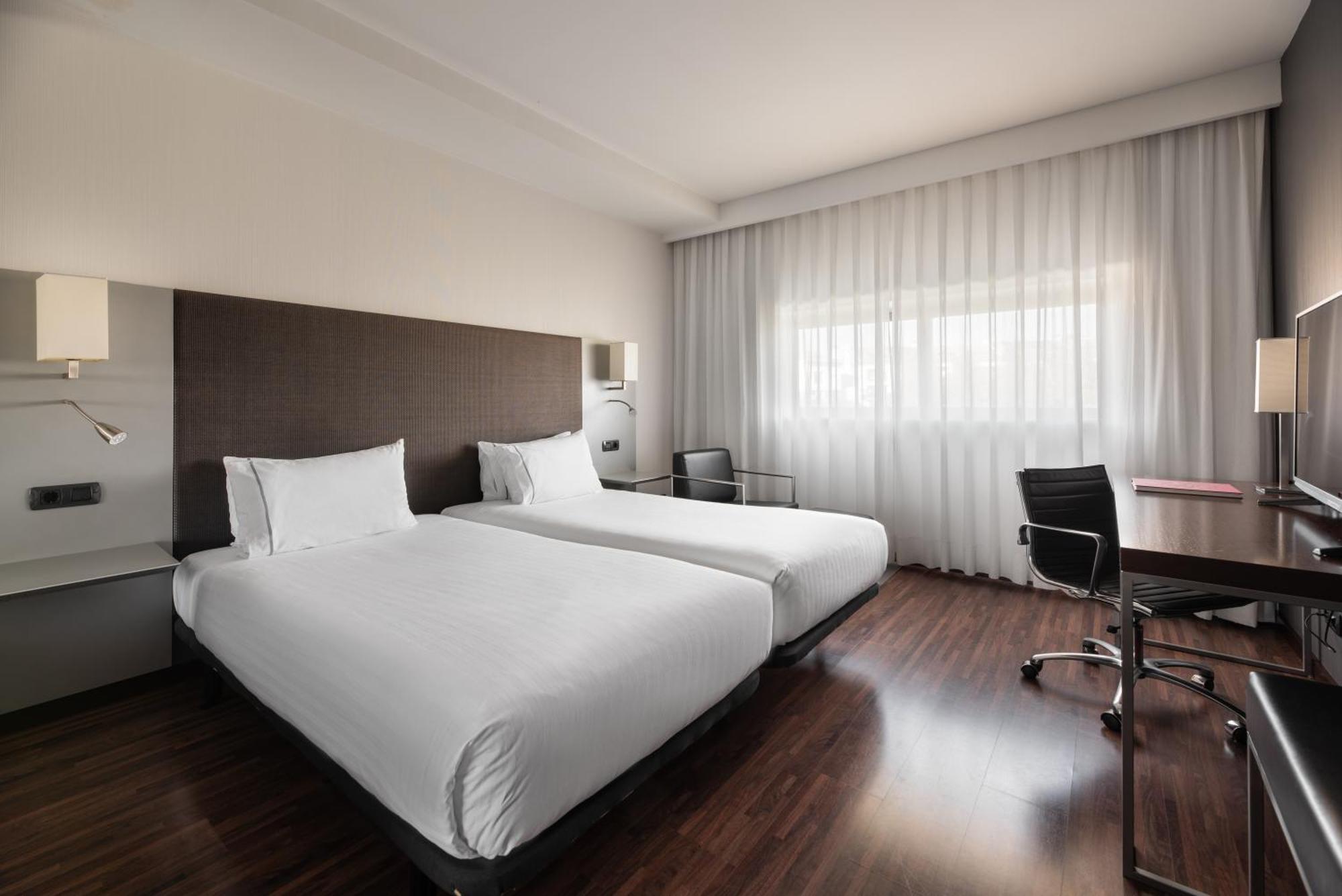 Exe Zizur Pamplona Hotel Zizur Mayor Bagian luar foto