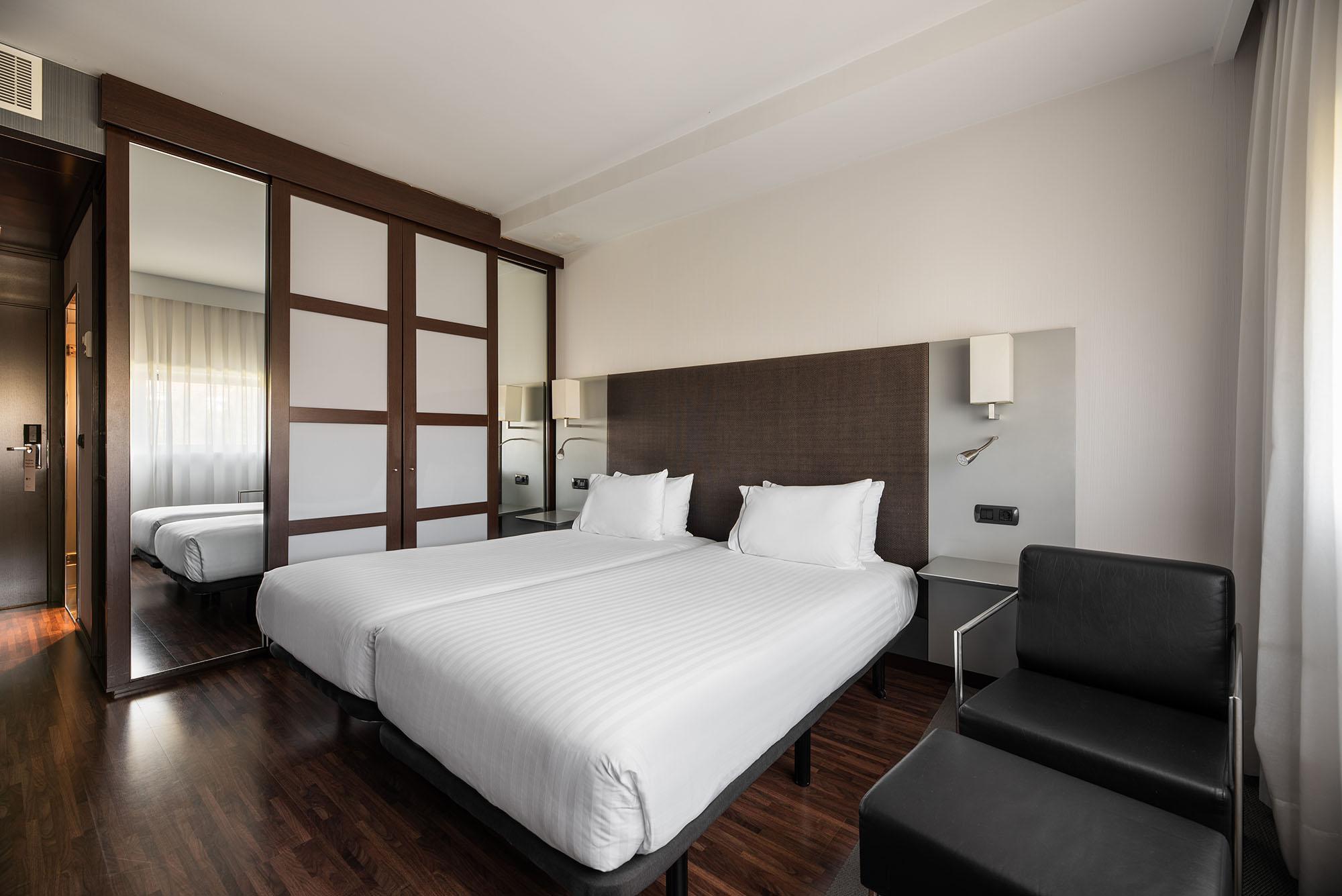 Exe Zizur Pamplona Hotel Zizur Mayor Bagian luar foto