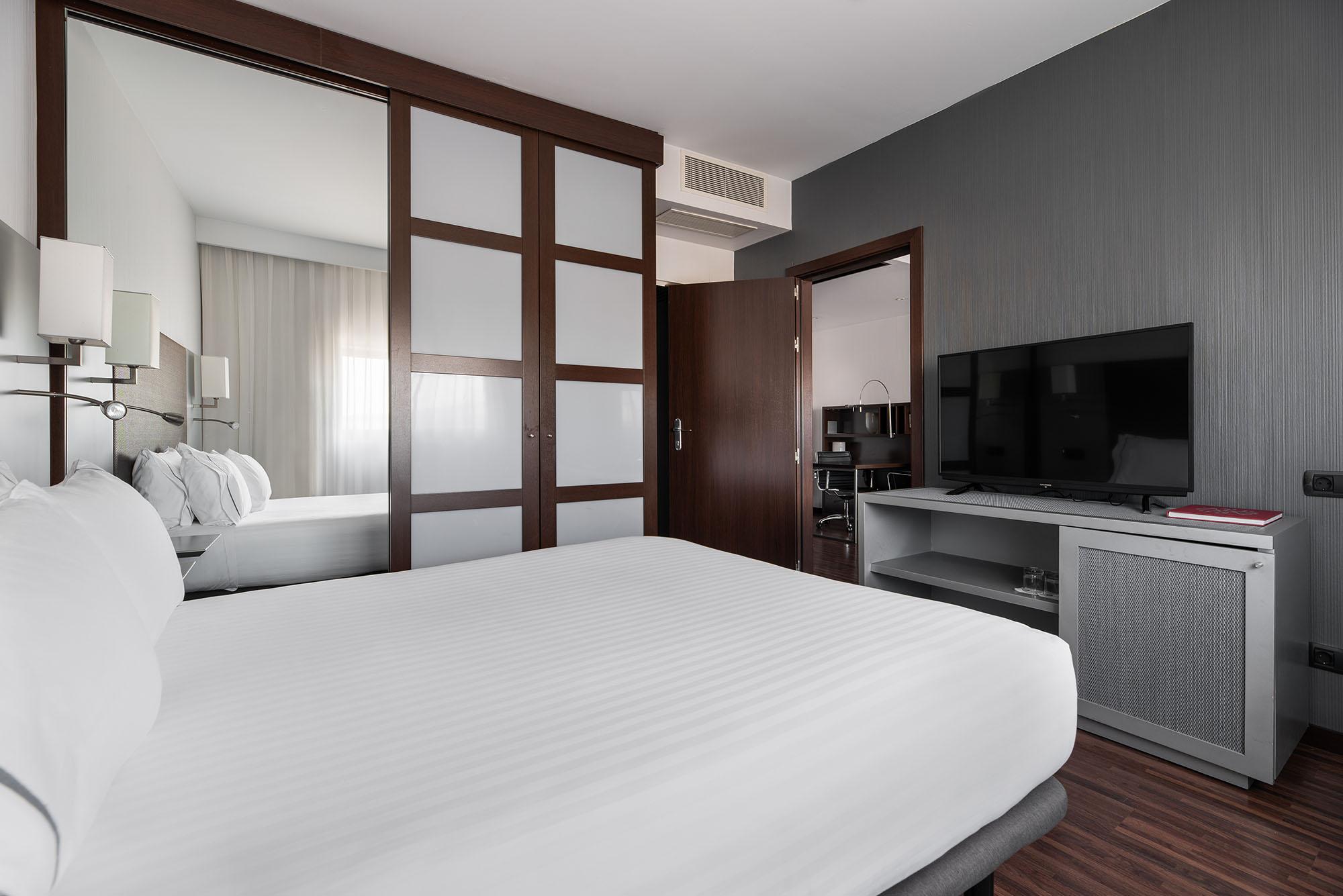 Exe Zizur Pamplona Hotel Zizur Mayor Bagian luar foto
