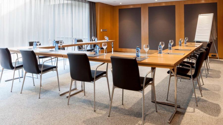 Exe Zizur Pamplona Hotel Zizur Mayor Bagian luar foto
